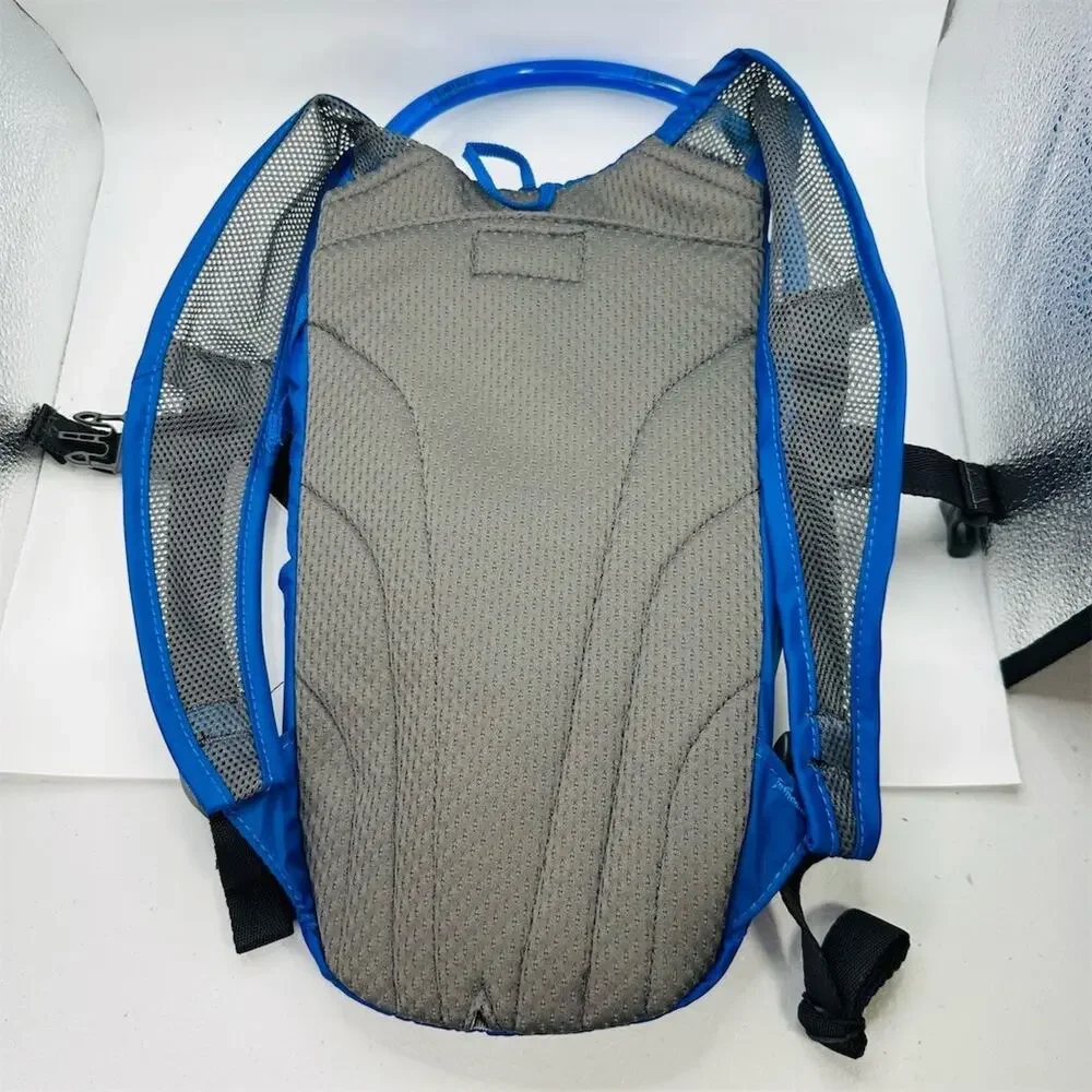 CamelBak Kids Mini M.U.L.E. Hydration Pack Backpack Blue White Stripe 50oz